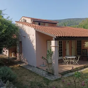 Provencale Au Calme Entouree De Verdure, Animaux De Compagnie Acceptes ! Hébergement de vacances Belgentier