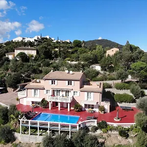 La 101 -topvacances -les Issambres Appartement La Garonnette-Plage